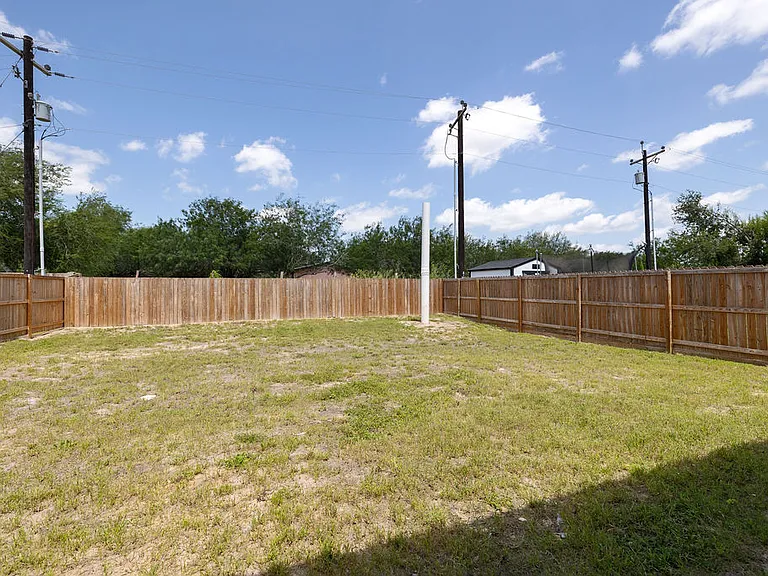 6001 N Playa Del Sol St — Photo 20