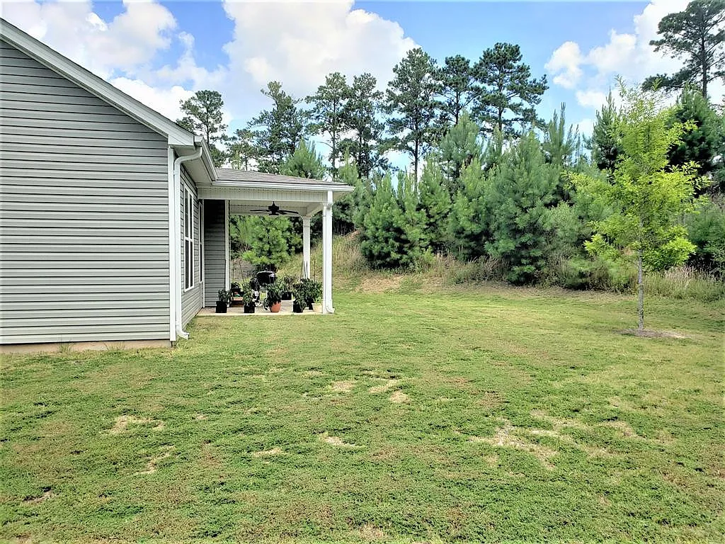 214 Hazelwood Ct — Photo 4