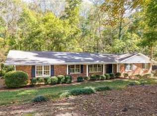 2350 Oxbow Cir, Stone Mountain, GA 30087