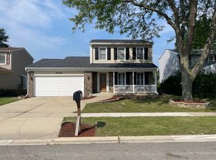 5080 Kingston Dr, Hoffman Estates, IL 60010