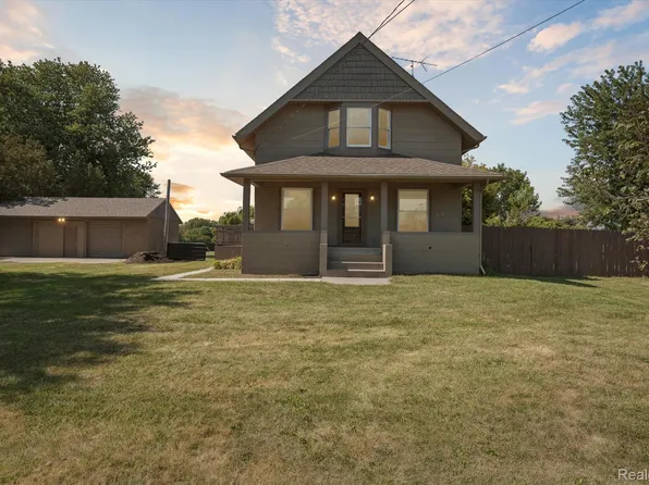 8043 S Dixie Hwy, Erie, MI 48133