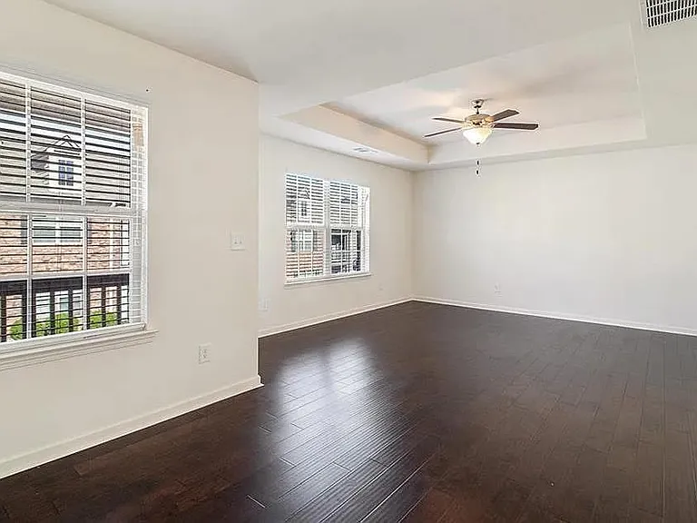 7599 Bucknell Ter — Photo 4