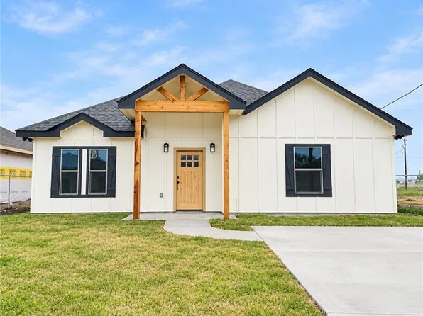 689 Heaven St, Weslaco, TX 78599
