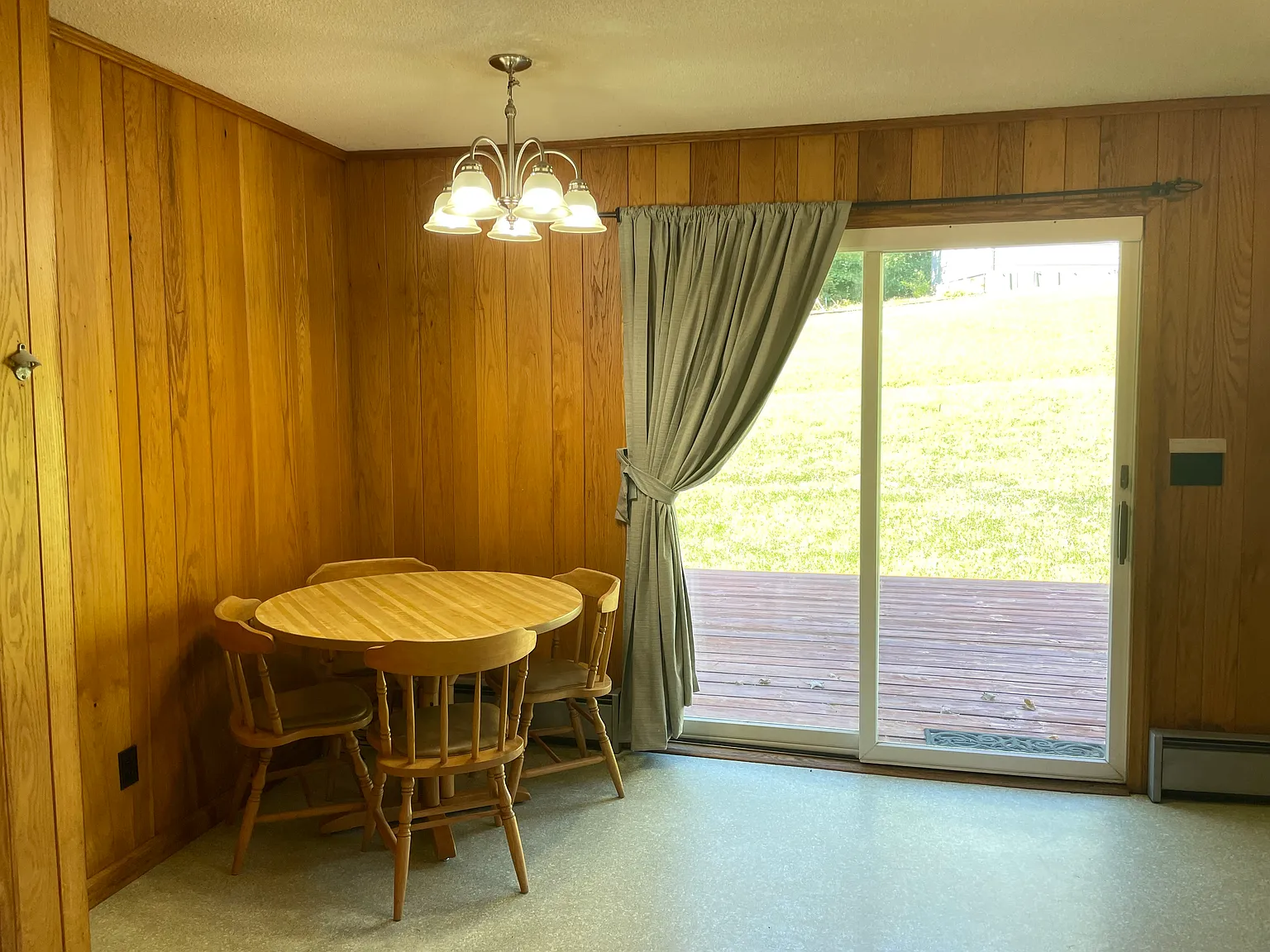 2 bed, 900 sqft, $950 — Photo 4