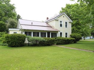 745 White Pigeon St, Constantine, MI 49042