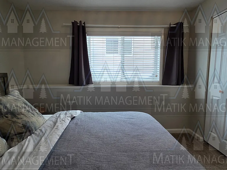 4287 Trumpeter Dr SE — Photo 47
