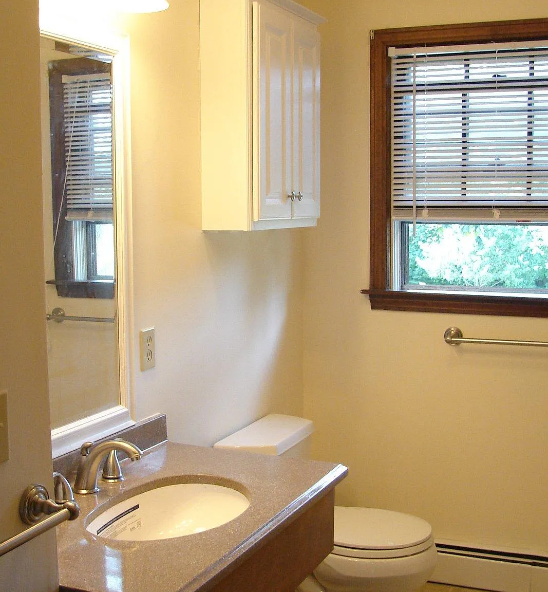 2 bed, 1000 sqft, $1,600 — Photo 4