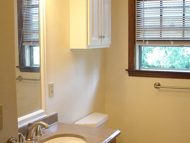 33 Elderkin Ave #A1 — Photo 4
