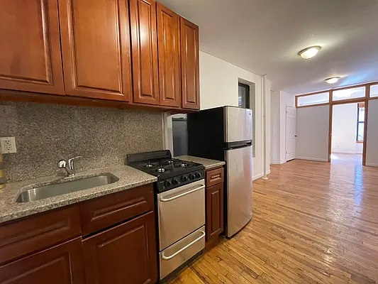 Rented by Best Apartments North Inc | media 12