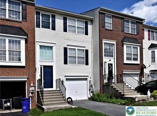 375 S Oak St, Freemansburg, PA 18017