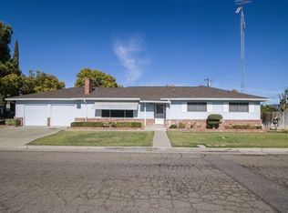 317 Wallis Ave, Gustine, CA 95322