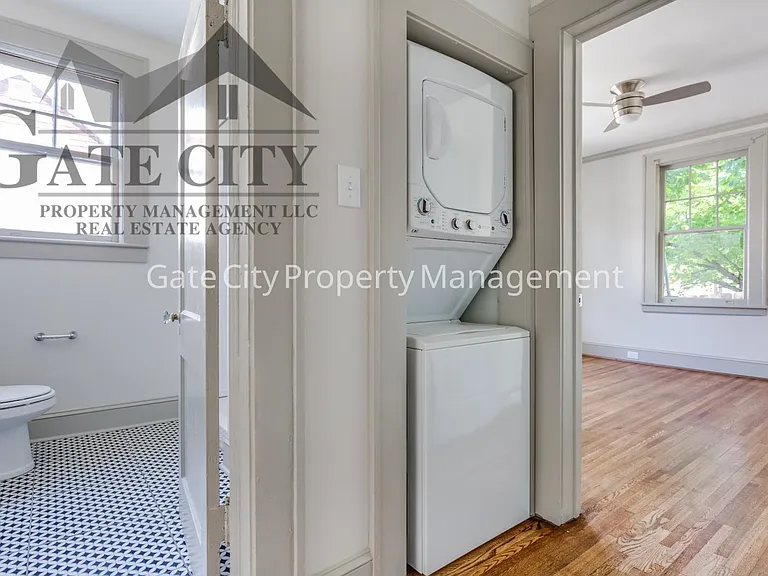 111 E Hendrix St #1 — Photo 5