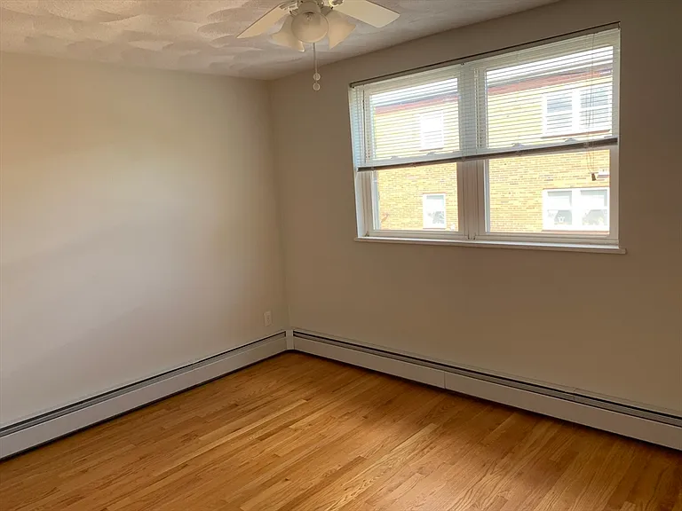 1105 Lexington St #9 — Photo 13
