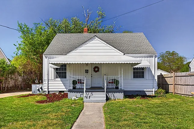 3 bed, 1225 sqft, $1,750 — Photo 2