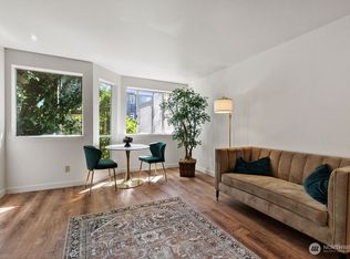 12026 15th Ave NE APT 305, Seattle, WA 98125