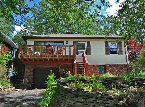 2nd image of 28 Bonaparte Point Dr