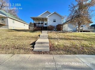 812 S Grange Ave, Sioux Falls, SD 57104