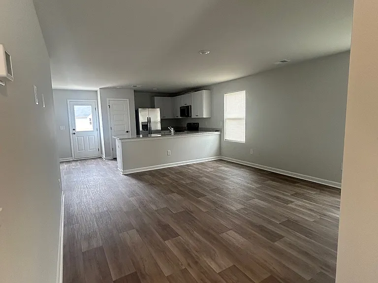 1732 King Oaks Loop — Photo 4