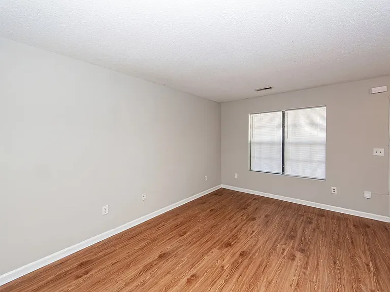 296A Fleming Rd — Photo 46