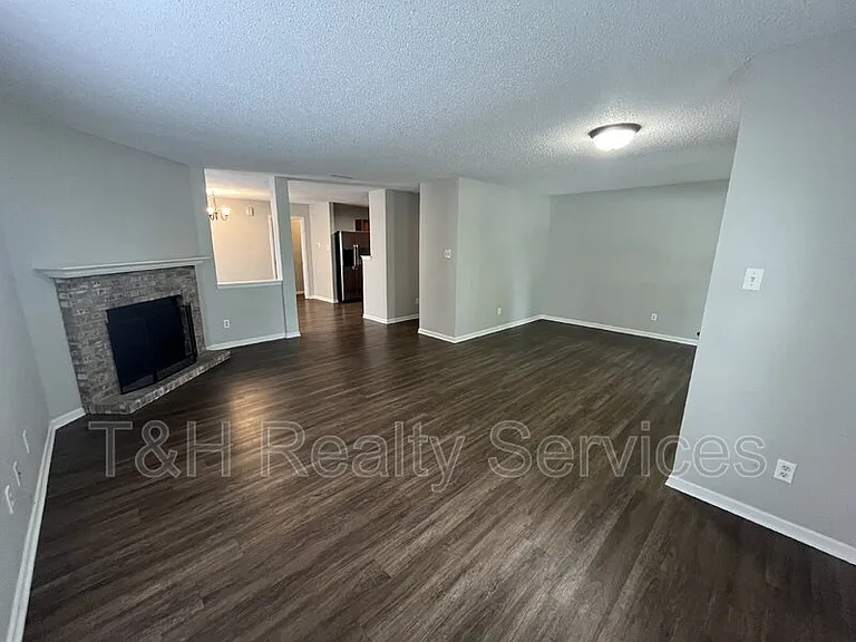 14235 Clapboard Dr — Photo 3