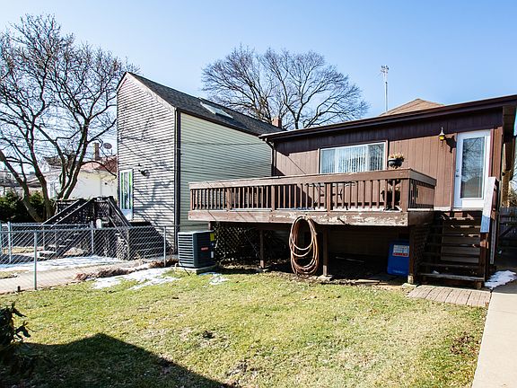 2nd image of 5121 N Kildare Ave