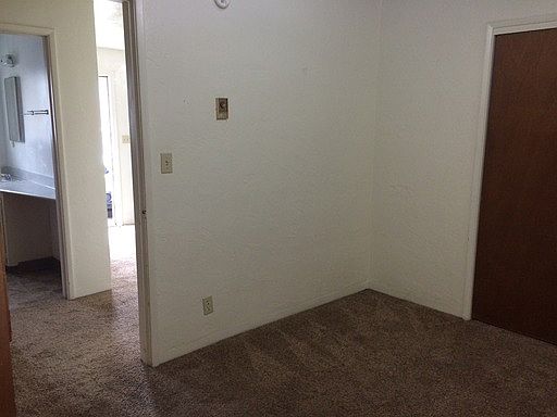 2nd image of 323 E 18th Aly APT 01