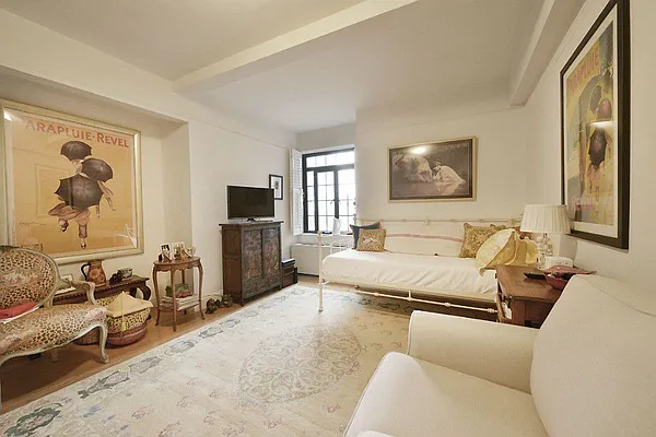Sold by Tudor Realty | media 1