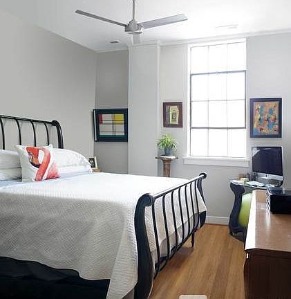 3rd image of 105 E Grace St #2