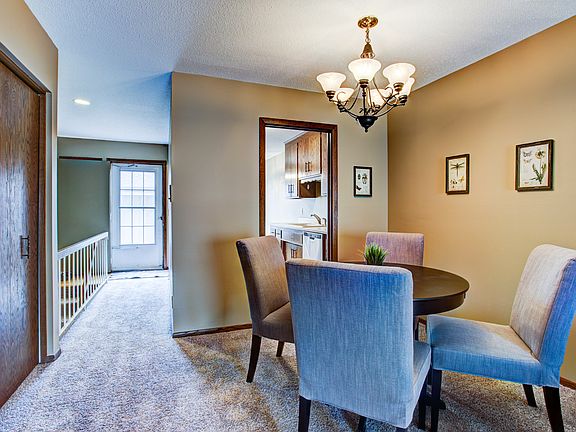 3rd image of 2731 Mackubin St APT 23