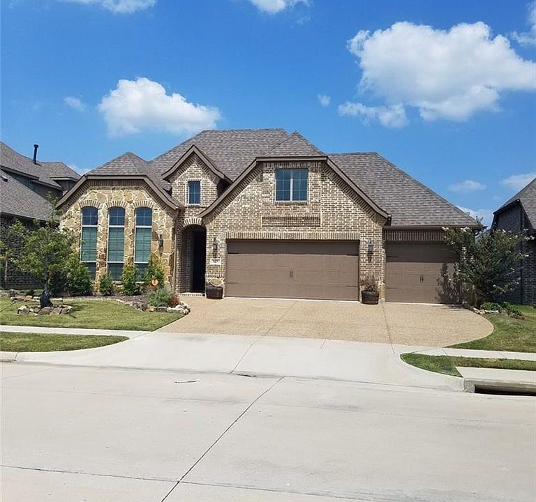 1st image of 123 Stevenson Dr