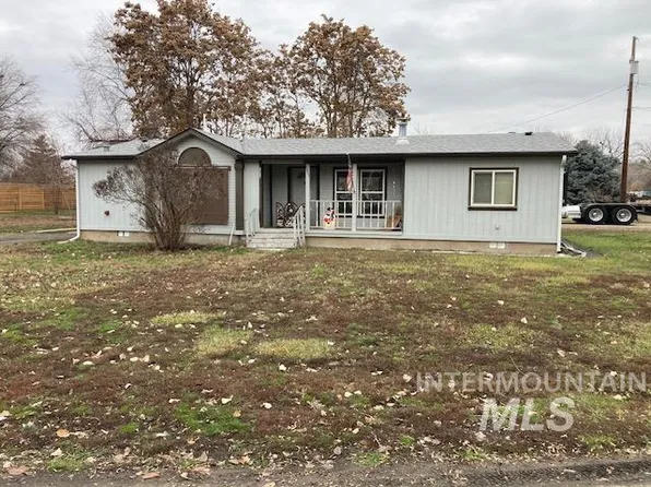 1312 E Commercial St, Weiser, ID 83672