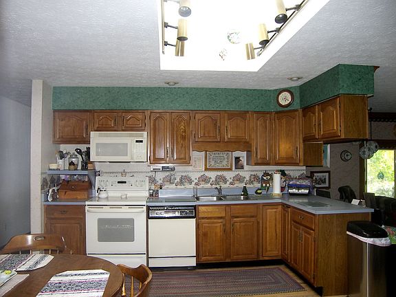 Spacious Eat-In Kitchen with Skylight