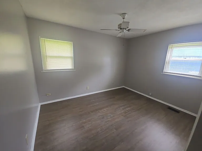 732 Spinning Rd — Photo 12