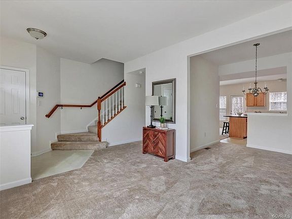5th image of 6018 Bluffwood Ct