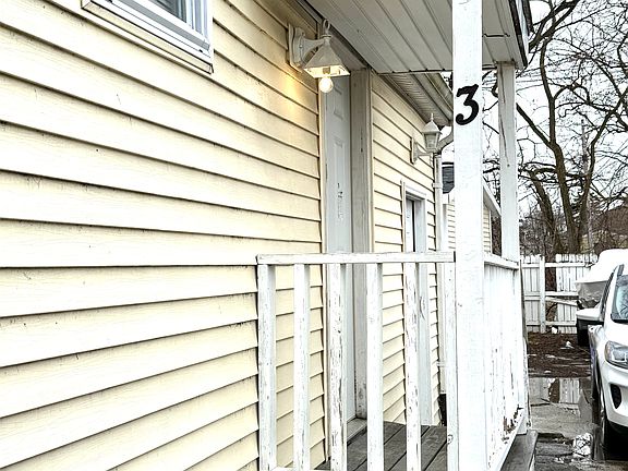 2nd image of 20 Gratiot Ct Unit 3