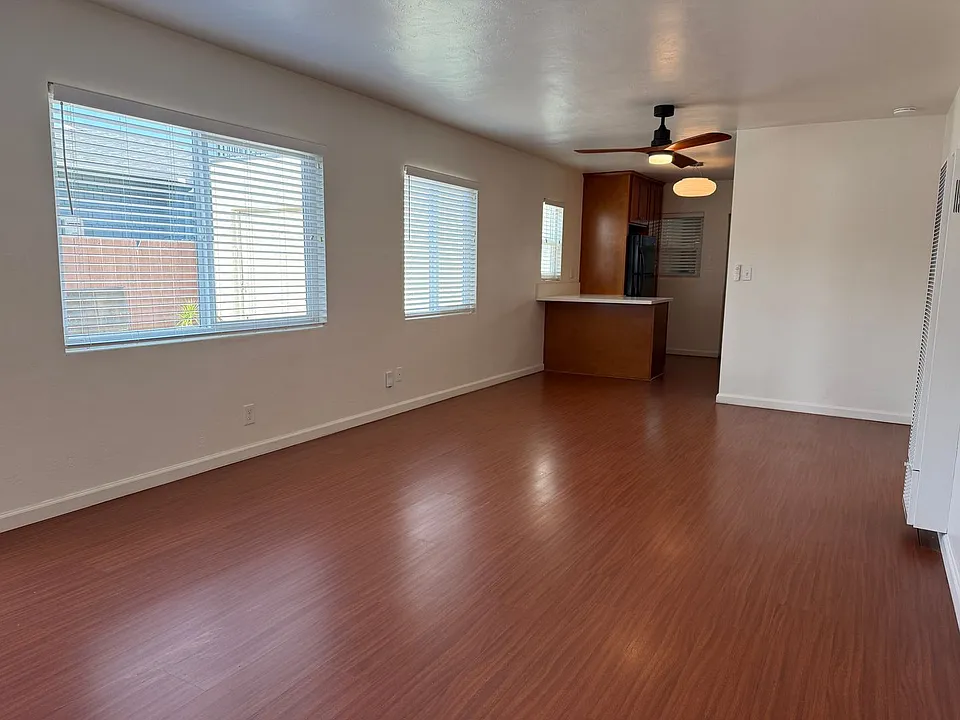 Charming 2BR/1BA Downstairs Unit with Private Yard in South Park