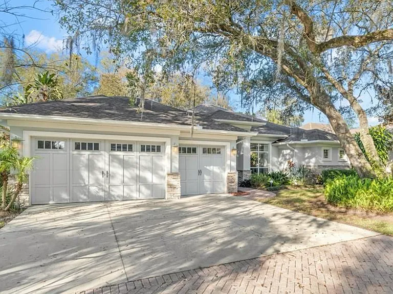 2107 Carroll Landing Dr — Photo 1