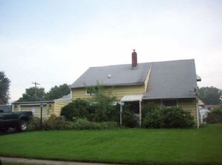 229 Holly Dr, Levittown, PA