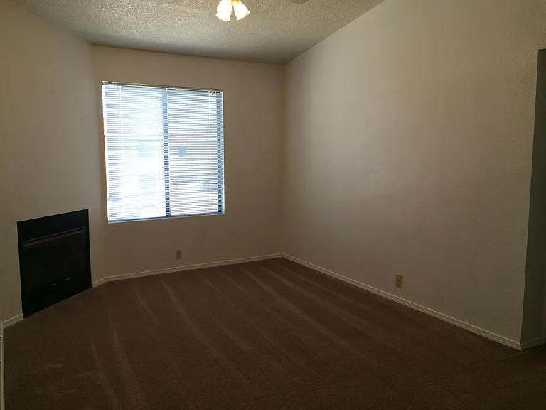 4308 Sabana Loop SE #C — Photo 4
