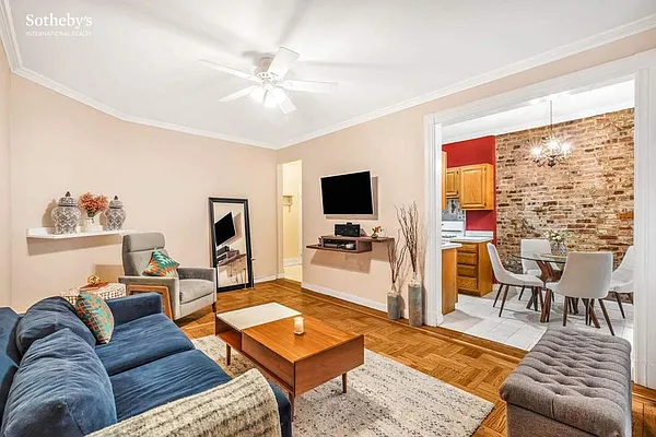 Sold by Sotheby's International Realty | media 9