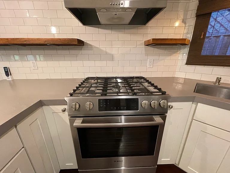 301 Alameda De Las Pulgas #A — Photo 14