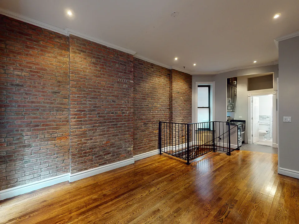 52 Barrow St #1B