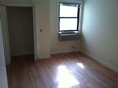 4th image of 1170 N Milwaukee Ave APT 203