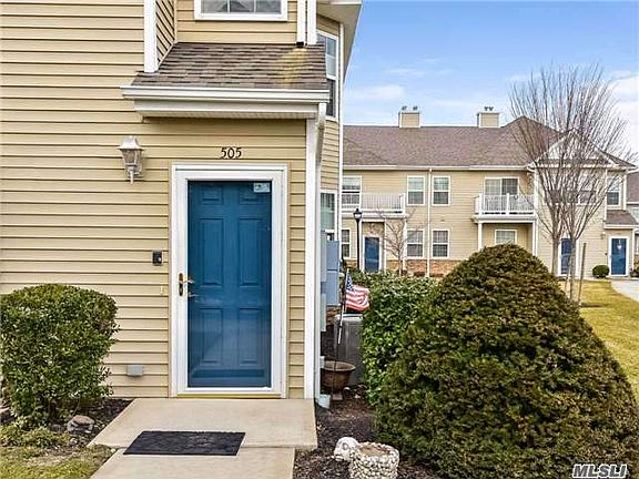 3rd image of 505 Lennox Dr