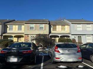 8551 Golden Ridge Ct, Lorton, VA 22079