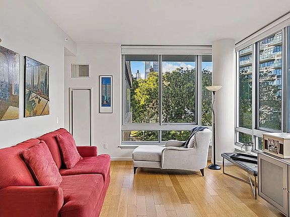 2nd image of 4630 Center Blvd APT 203