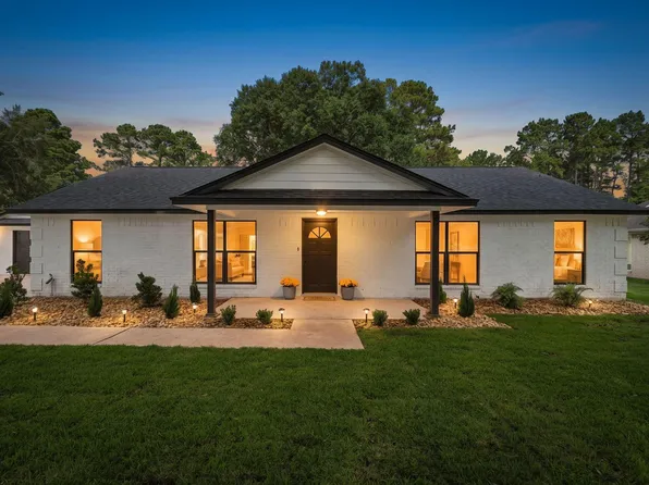 30706 McKinney Dr, Tomball, TX 77375