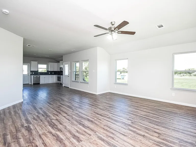 544 Buckskin Dr — Photo 15