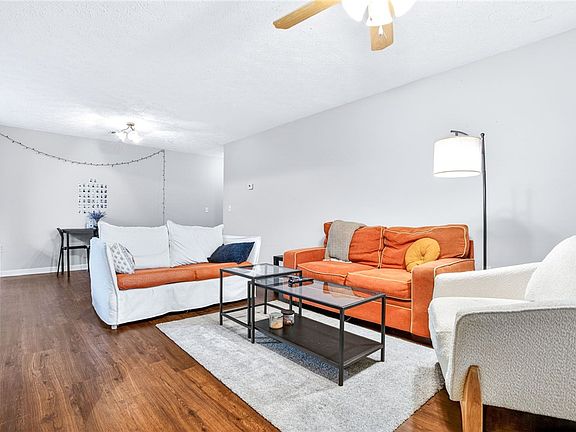 5th image of 730 W Magnolia Ave #8103