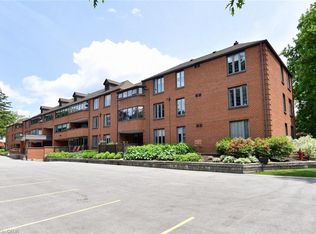 Ancaster Mews, Hamilton, ON L9G 4E7